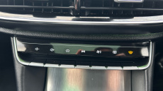 MG Hs 1.5 T-GDI Exclusive 5dr DCT Petrol Hatchback